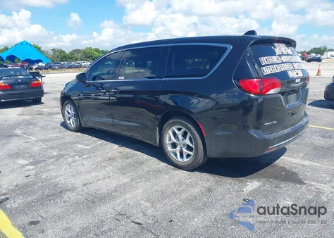 2017 Chrysler Pacifica Touring L z USA, uszkodzony, nr VIN 2C4RC1BG3HR782049